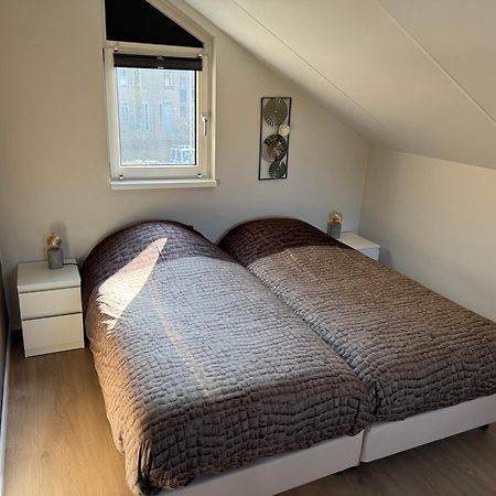 Logies Het Noordwestertje Den Burg Exteriör bild